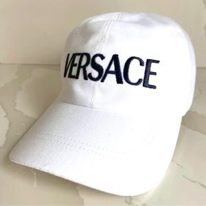 NWT VERSACE WHITE BASEBALL HAT BLACK LOGO EMBROIDERY UNISEX SUMMER TRAVEL BEACH